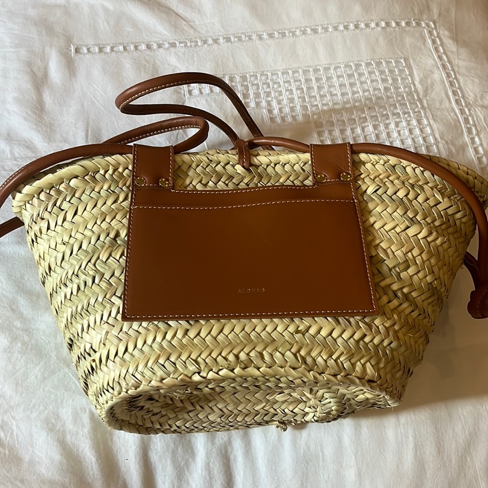 Alohas Raffia Handbag with Brown Leather Detail
